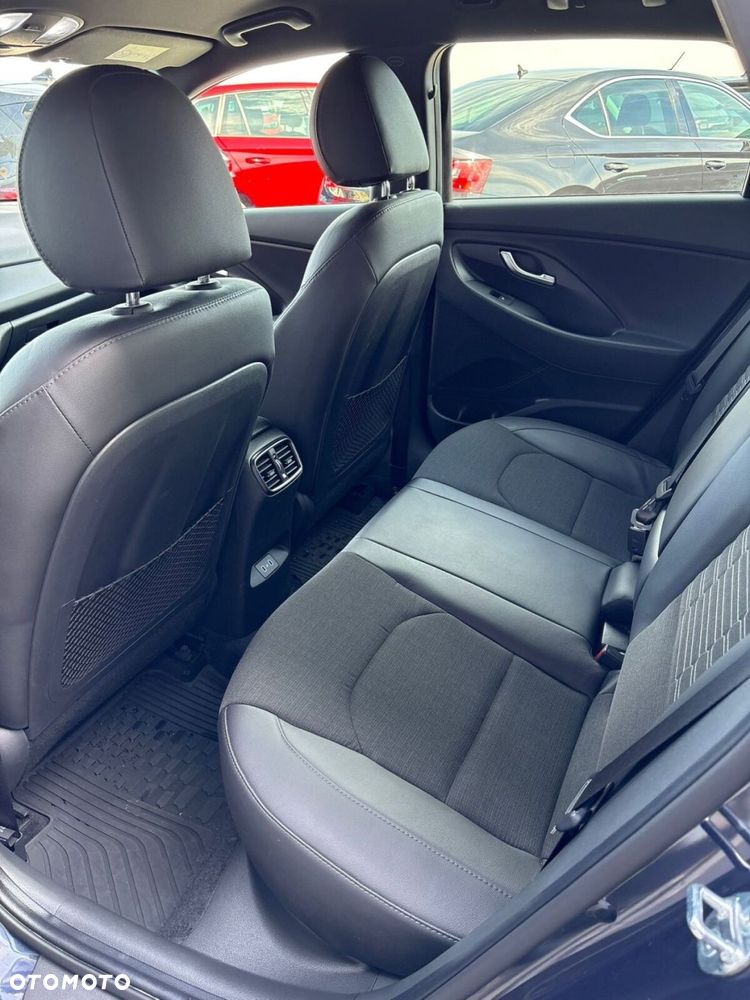 Hyundai i30 - 30
