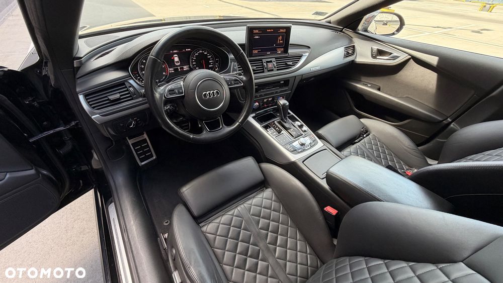 Audi S8 Plus - 8