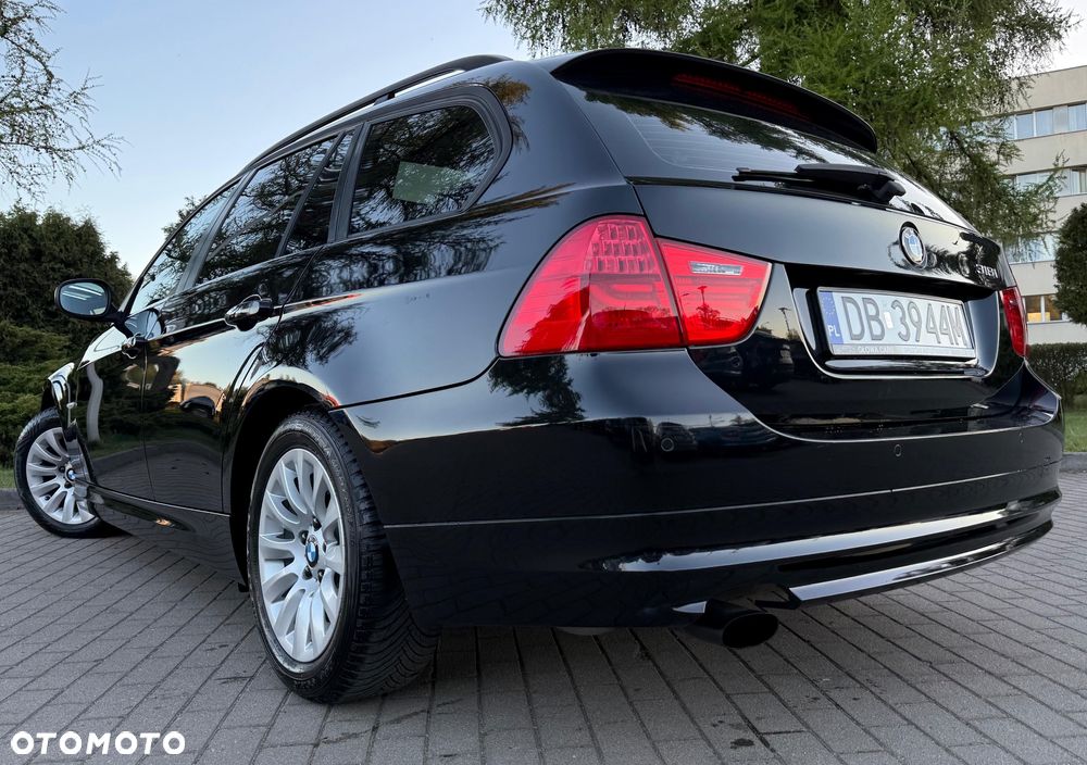 BMW Seria 3 - 24