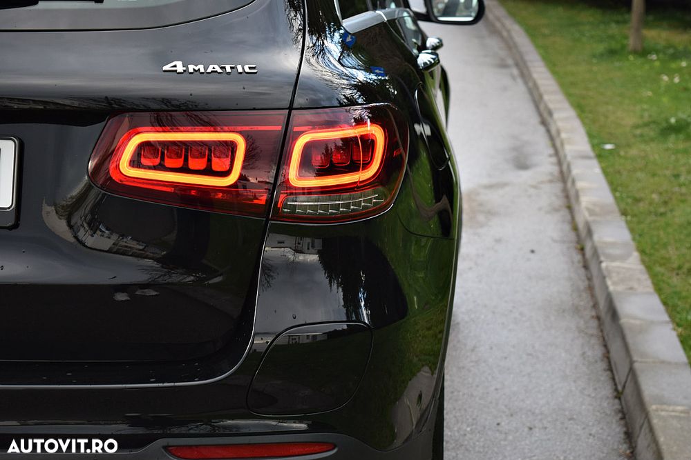 Mercedes-Benz GLC 300 e 4Matic 9G-TRONIC Edition AMG Line - 14