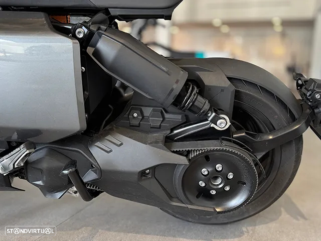 BMW CE 04 - 6
