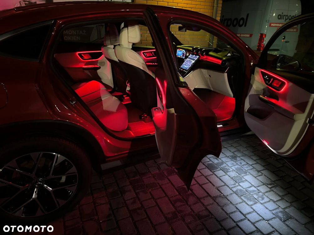 Mercedes-Benz GLC - 31