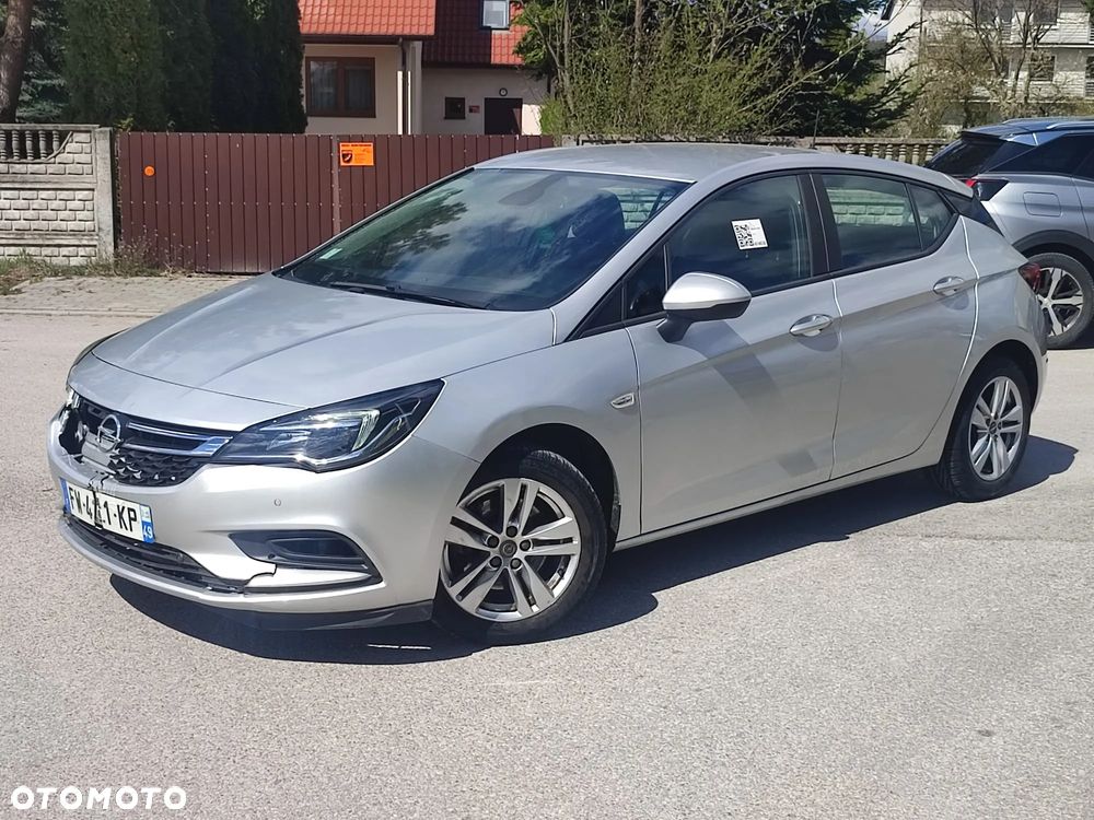 Opel Astra - 2