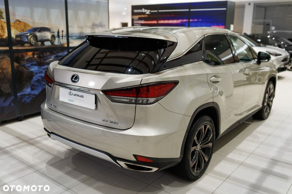 Lexus RX - 5