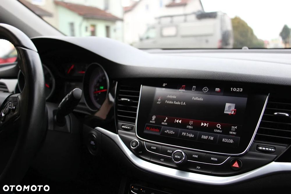 Opel Astra 1.6 CDTI Cosmo - 32