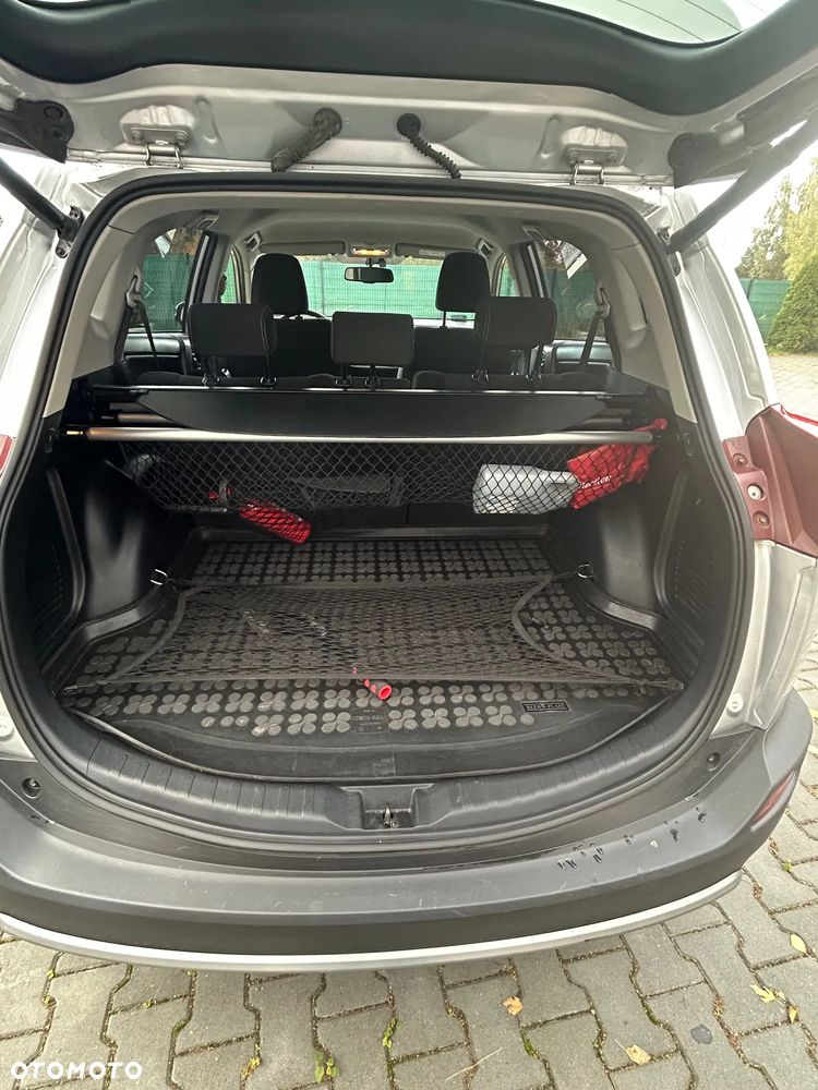 Toyota RAV4 2.0 D-4D Premium 4x2 - 13