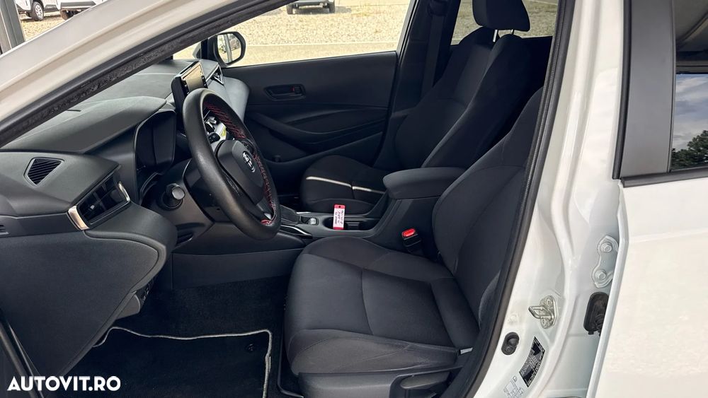 Toyota Corolla 1.8 HSD Eco - 17