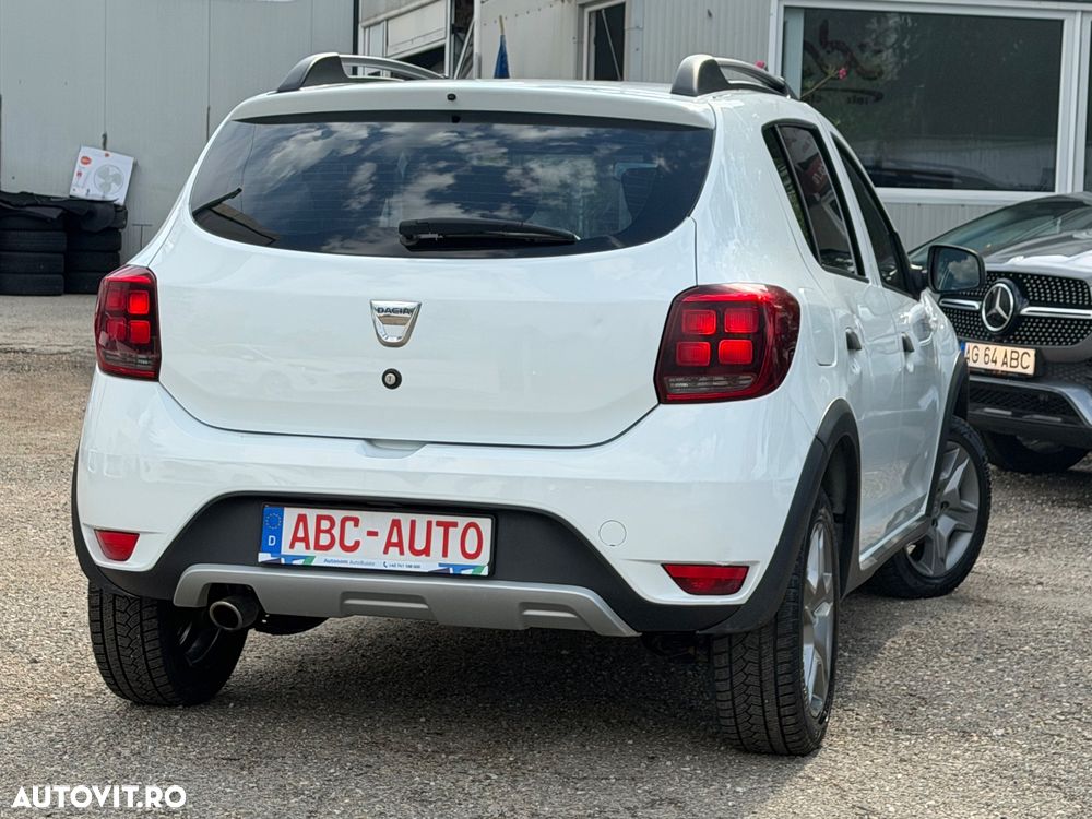 Dacia Sandero Stepway 0.9 TCe - 8