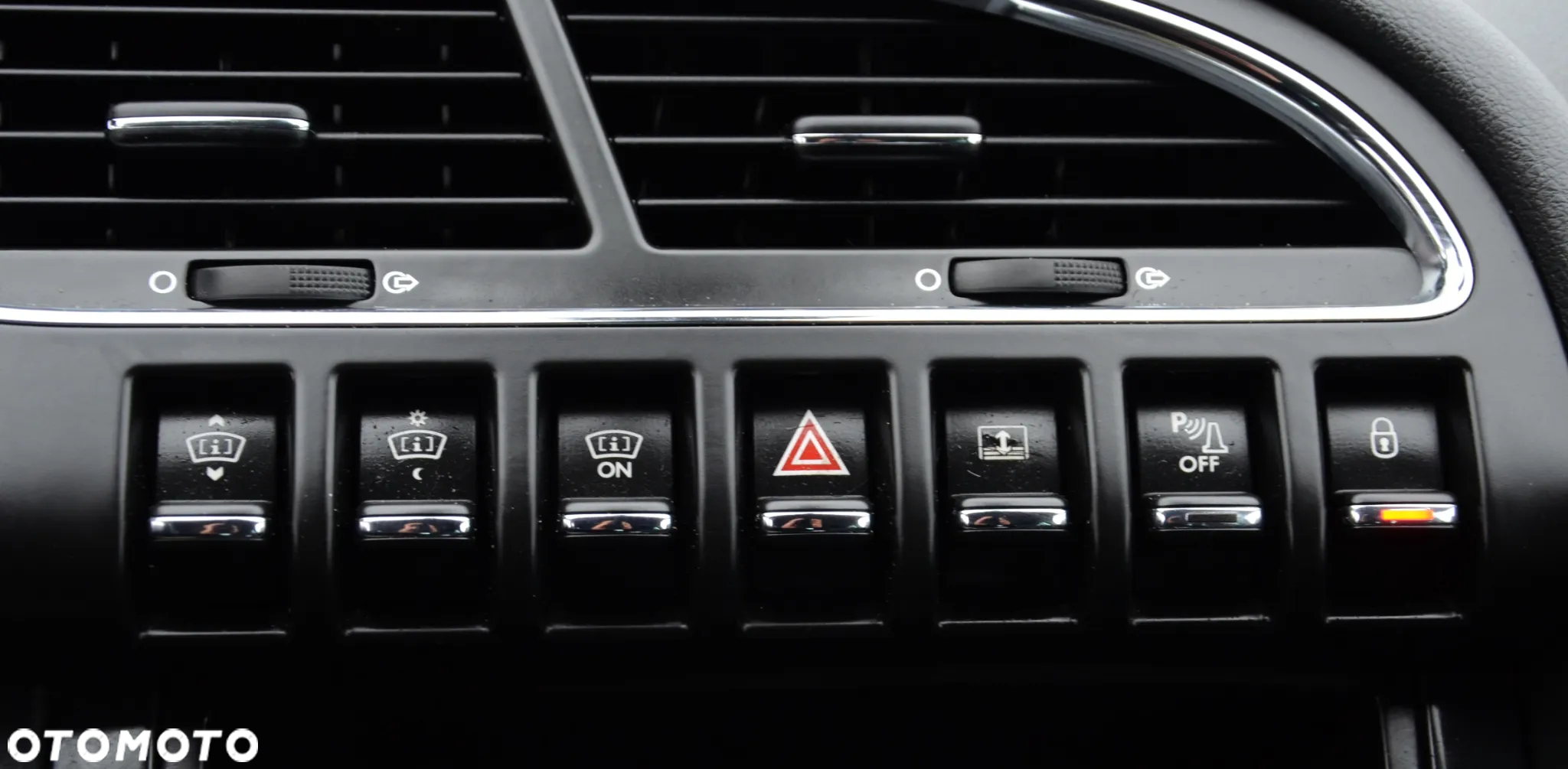 Peugeot 3008 e-HDi 115 ETG6 Stop&Start Allure - 23