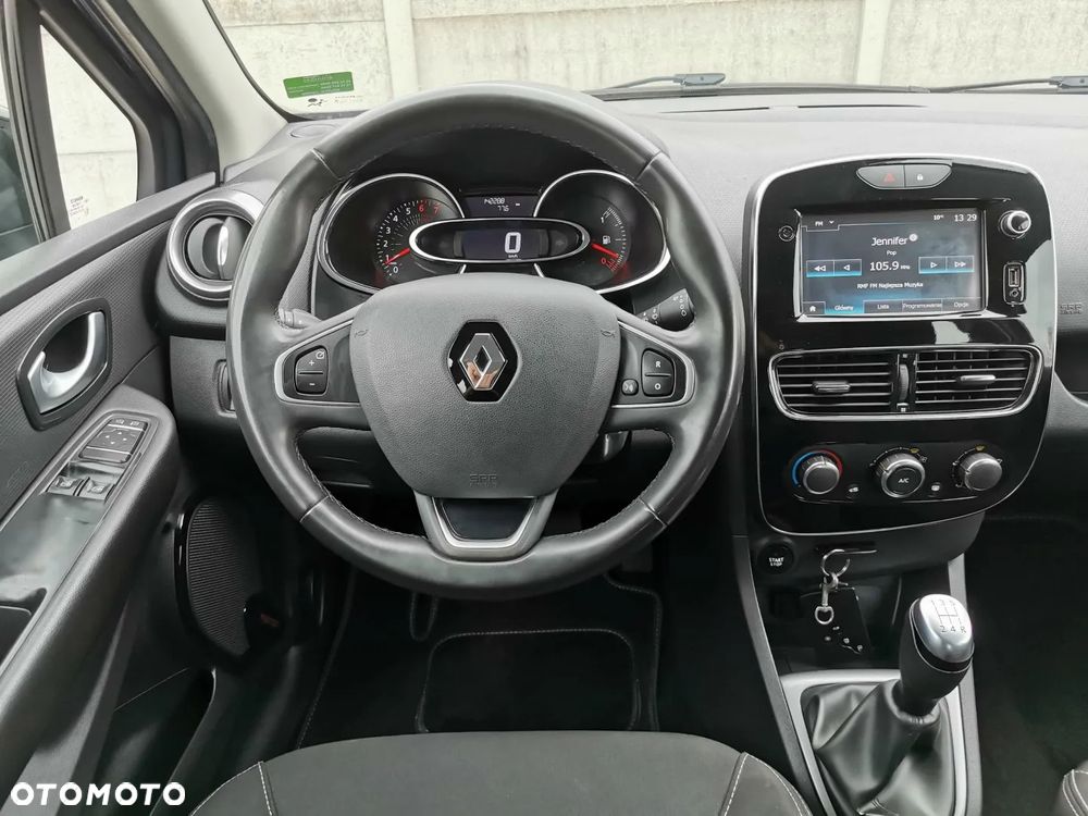 Renault Clio - 7