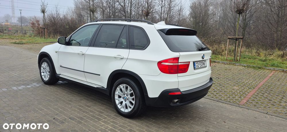 BMW X5 3.0si - 8