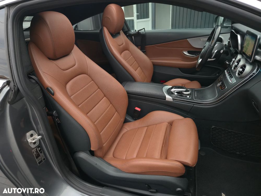 Mercedes-Benz C 200 Coupe 7G-TRONIC AMG Line - 29