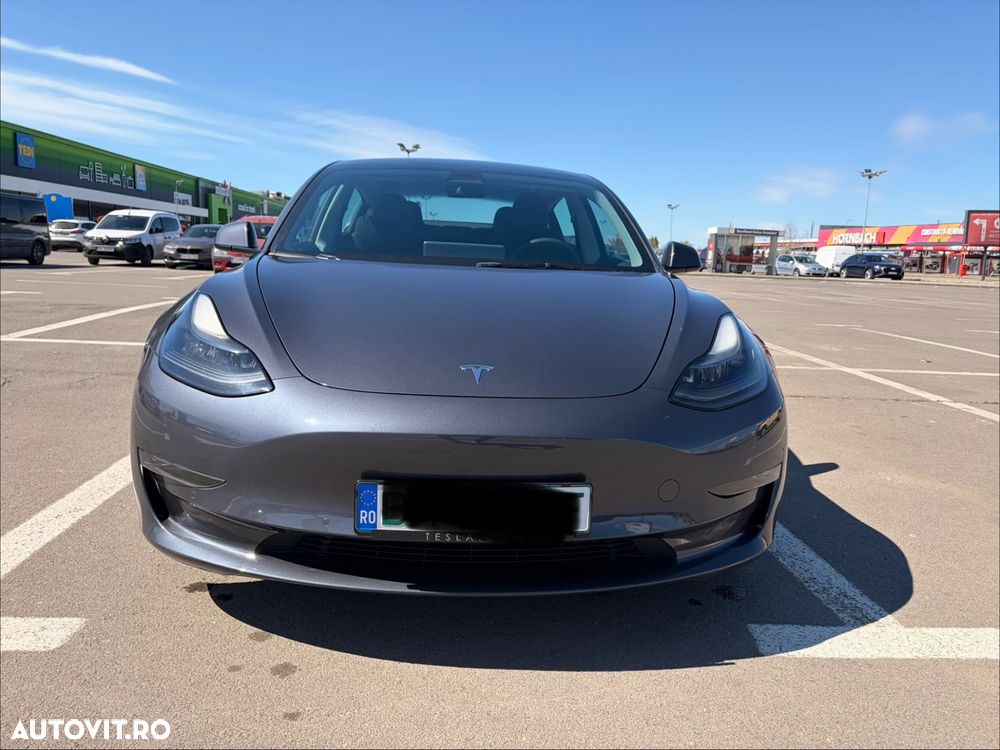 Tesla Model 3 Langstreckenbatterie Allradantrieb Dual Motor - 3