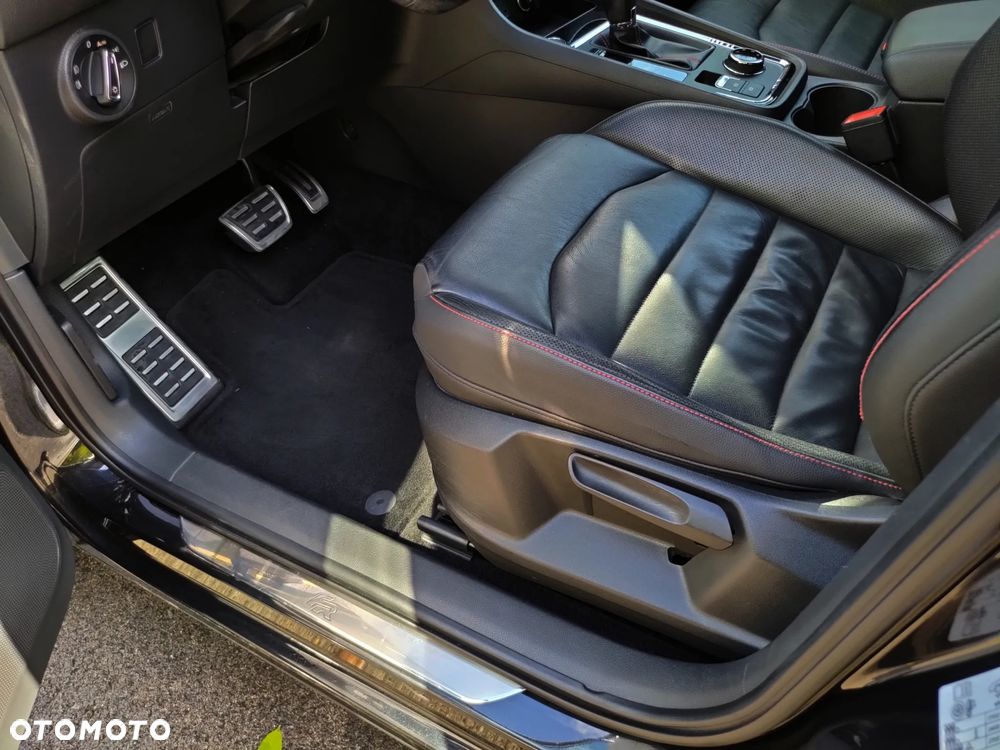 Seat Ateca 2.0 TSI 4Drive DSG OPF FR BLACK EDITION - 28