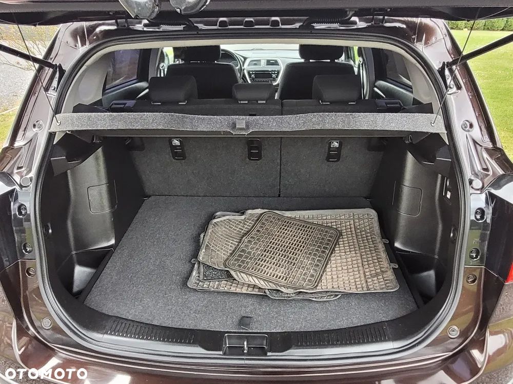 Suzuki SX4 S-Cross 1.6 VVT CVT 4x2 Comfort - 19