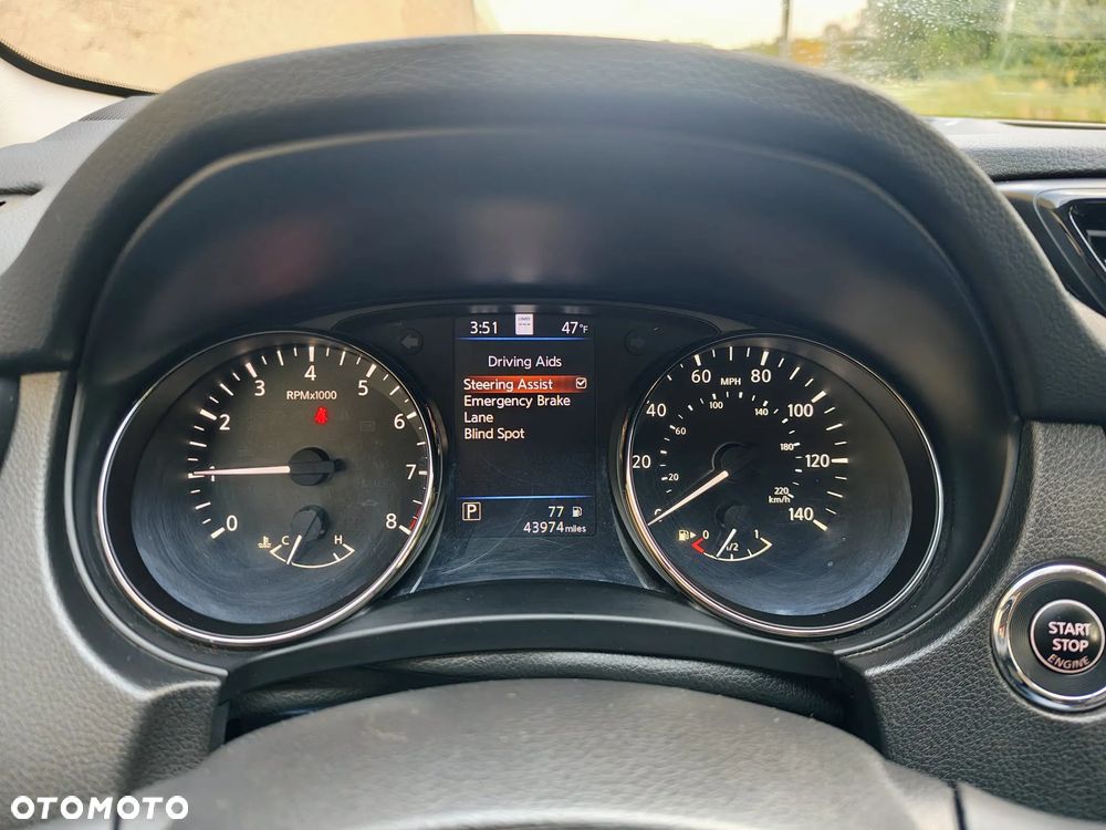 Nissan Rogue - 23