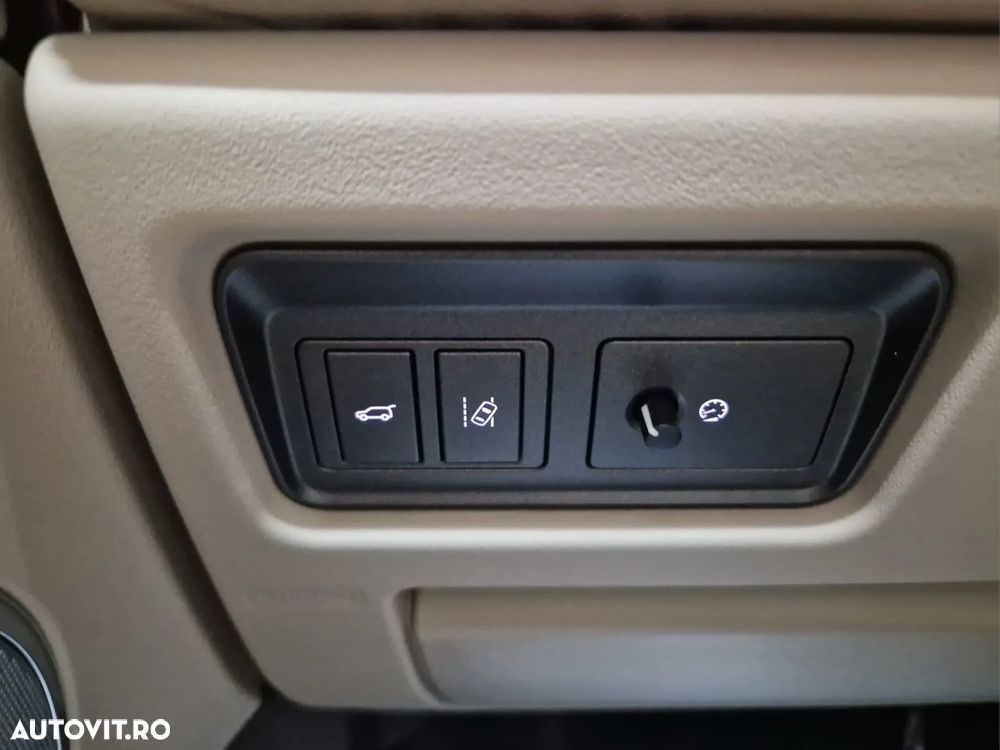 Land Rover Range Rover Evoque - 15