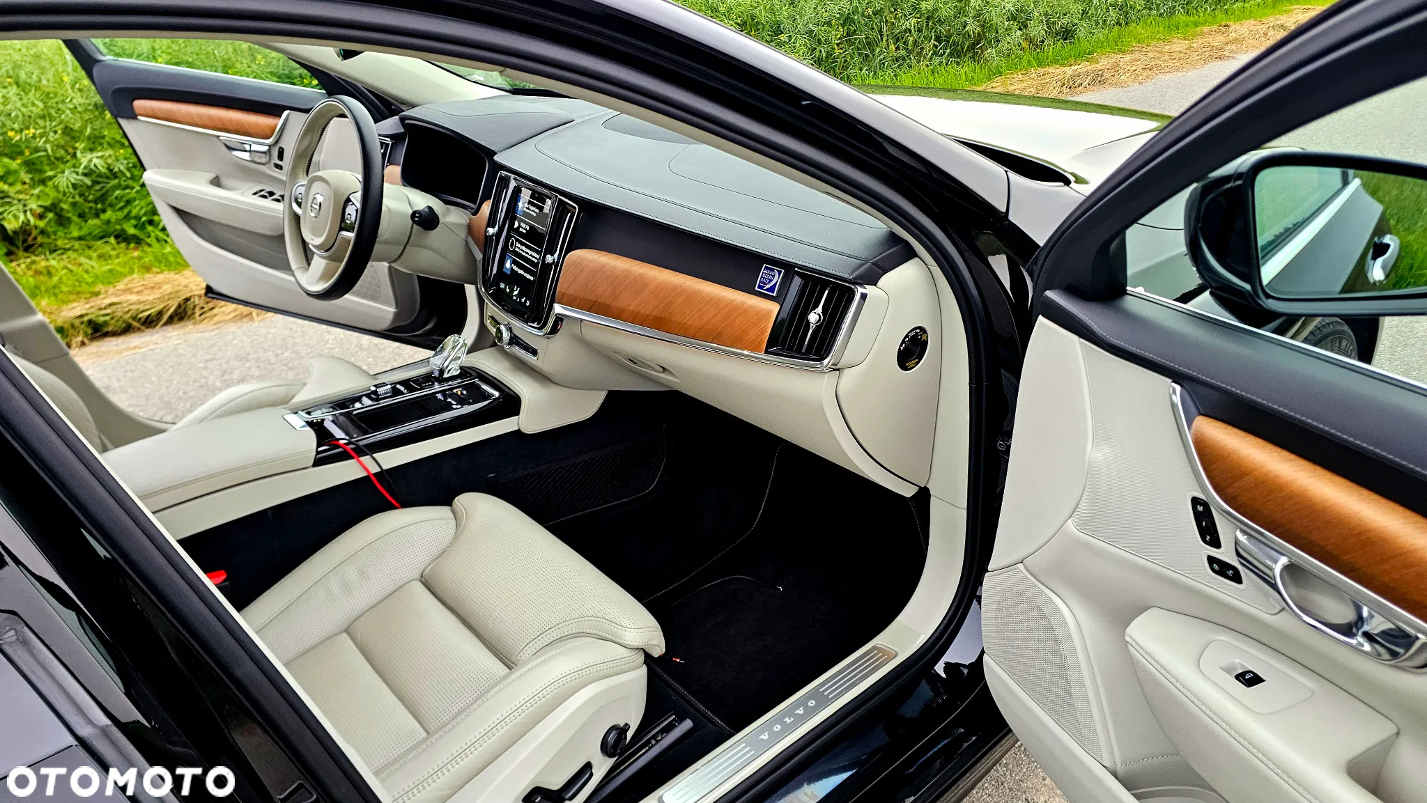 Volvo V90 T8 AWD Plug-In Hybrid Inscription - 30