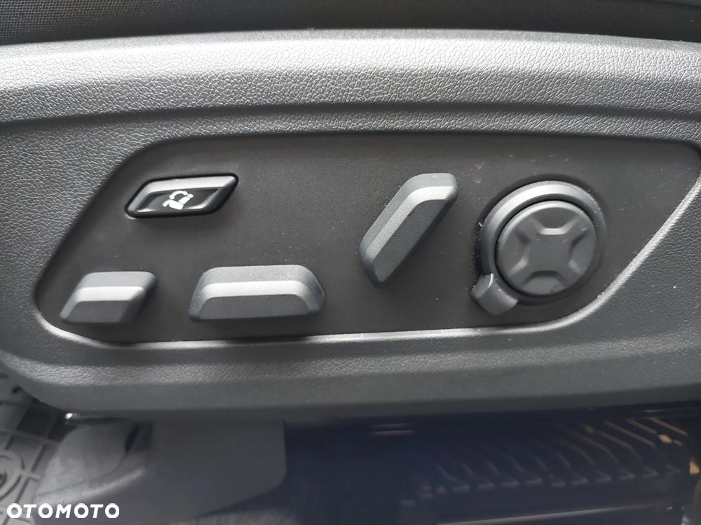 Kia Sorento - 32