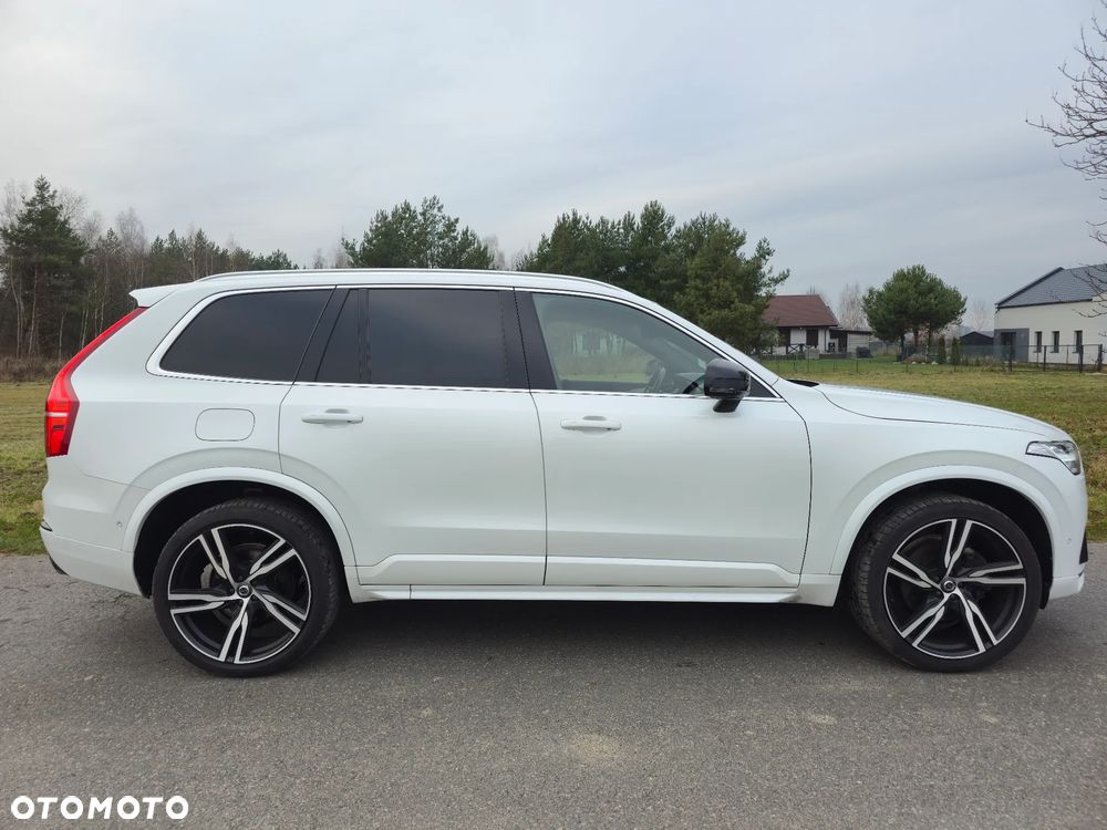 Volvo XC 90 D5 AWD Geartronic RDesign - 12