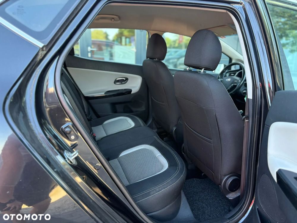 Kia Ceed 1.6 CRDi ISG Vision - 10
