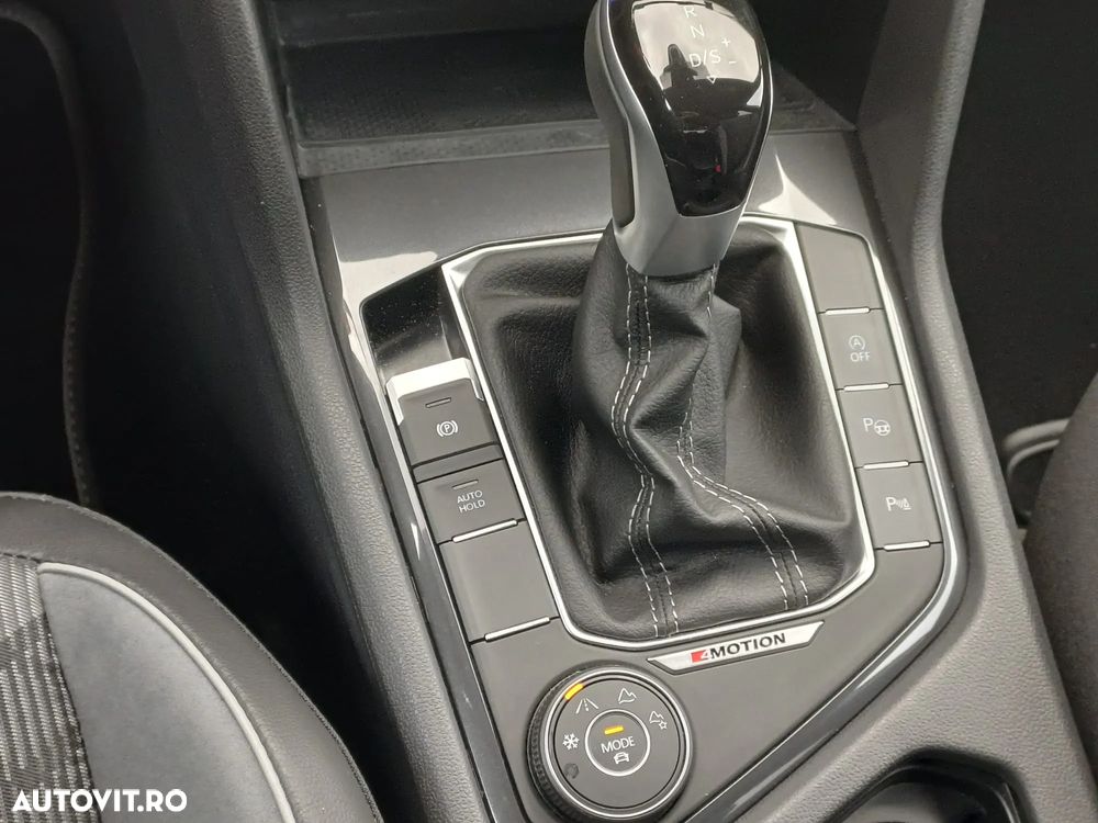 Volkswagen Tiguan Allspace 2.0 TSI 4Mot DSG R-Line - 23
