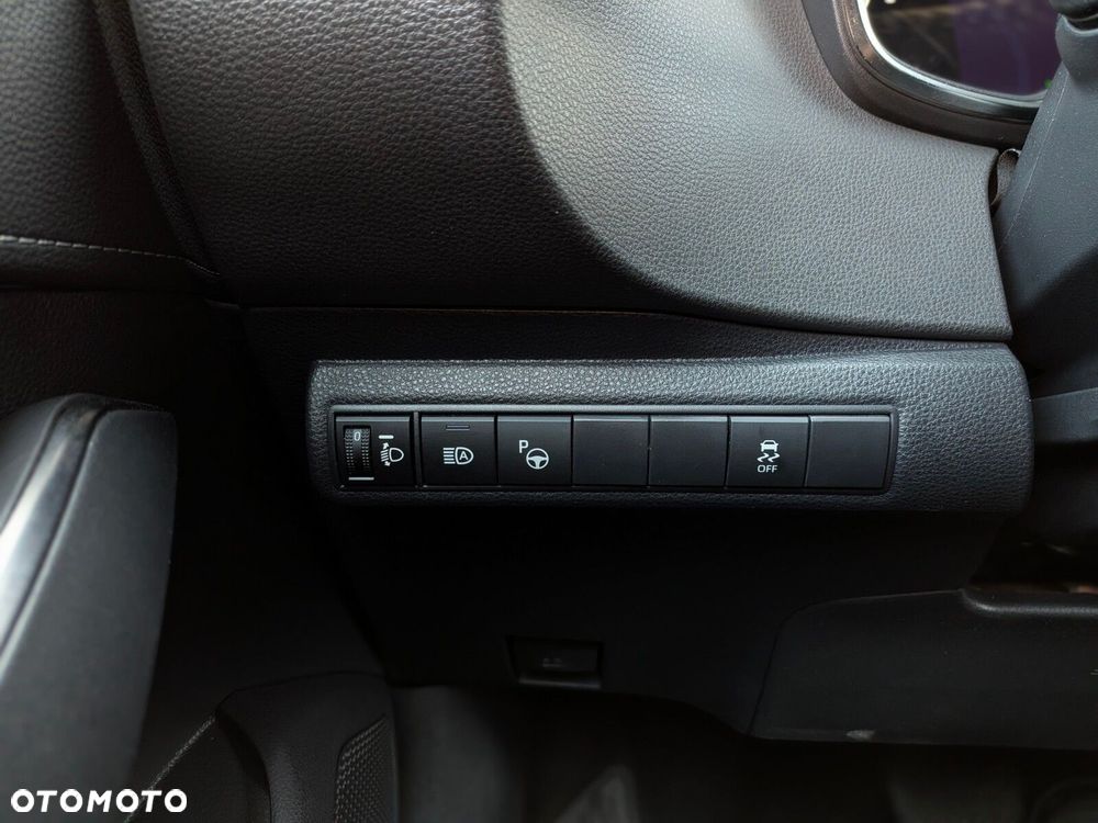 Toyota Corolla - 30