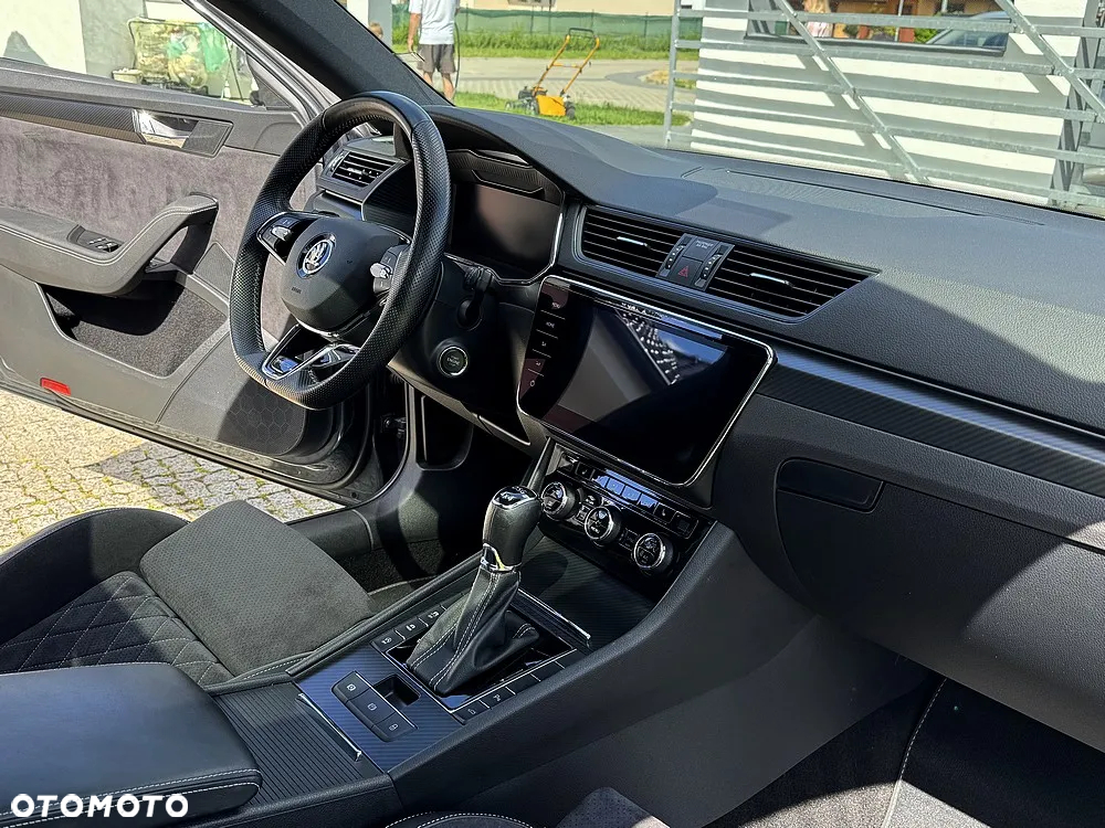 Skoda Superb 2.0 TSI 4x4 Sportline DSG - 40