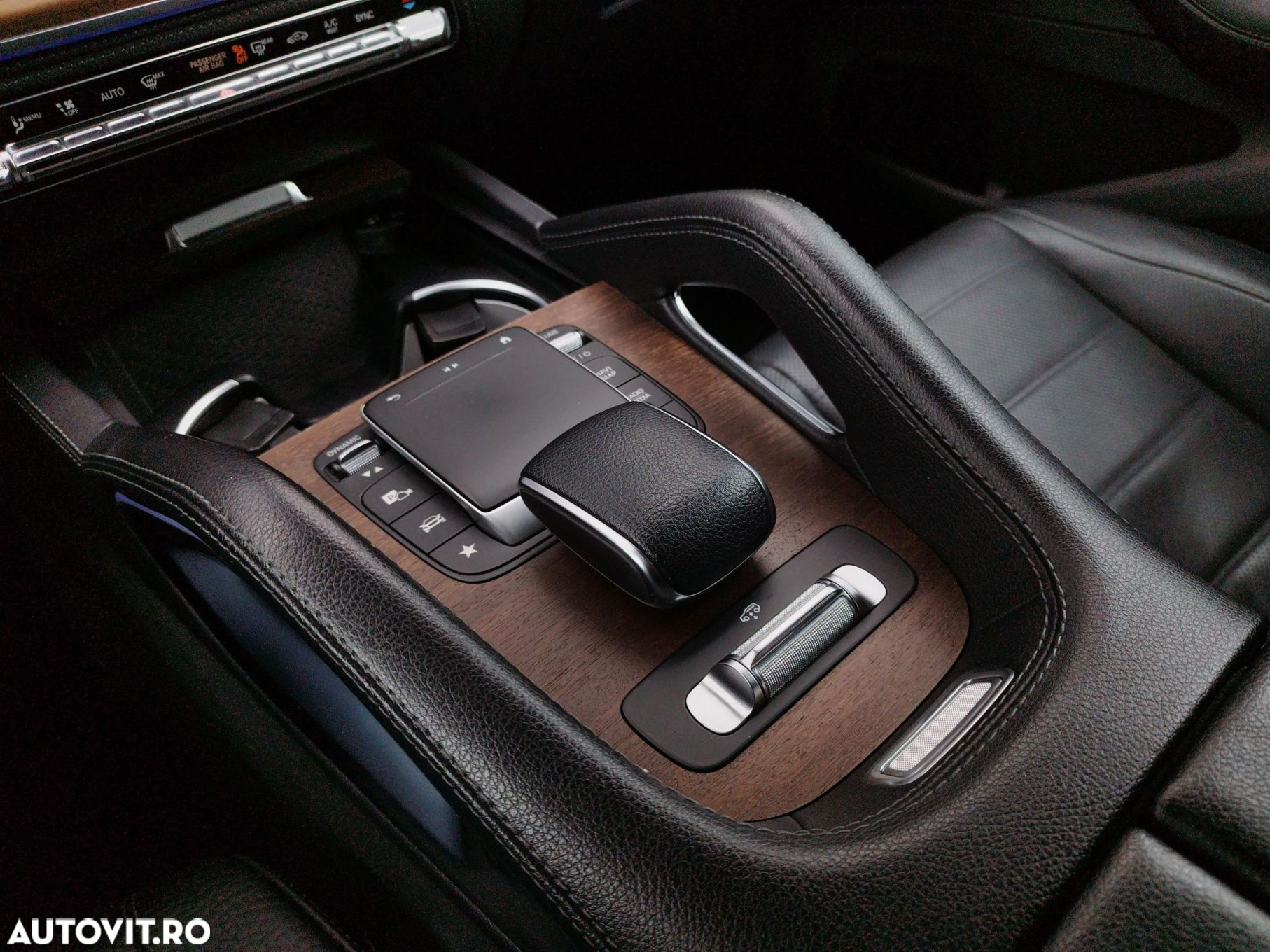 Mercedes-Benz GLS - 15