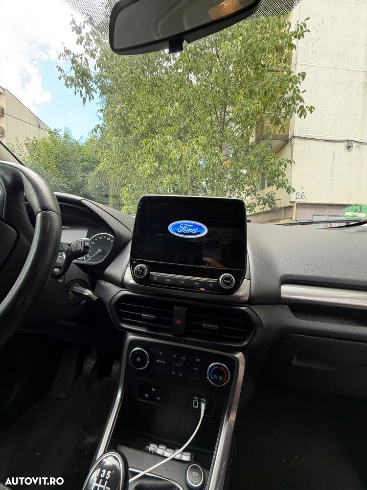 Ford EcoSport - 10