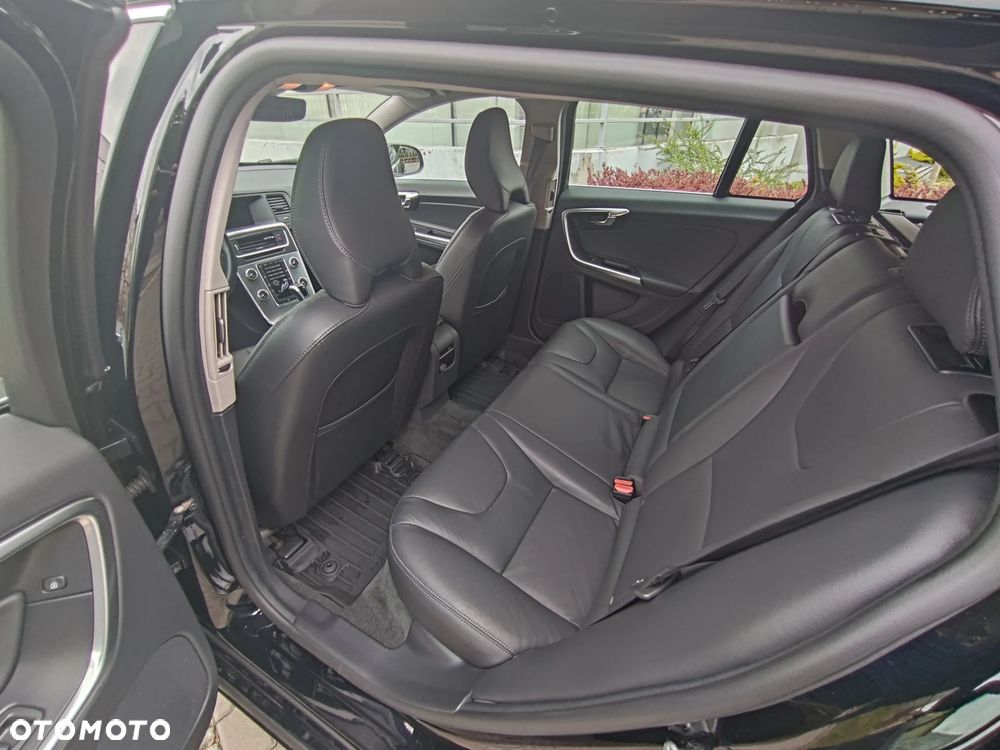 Volvo V60 - 13