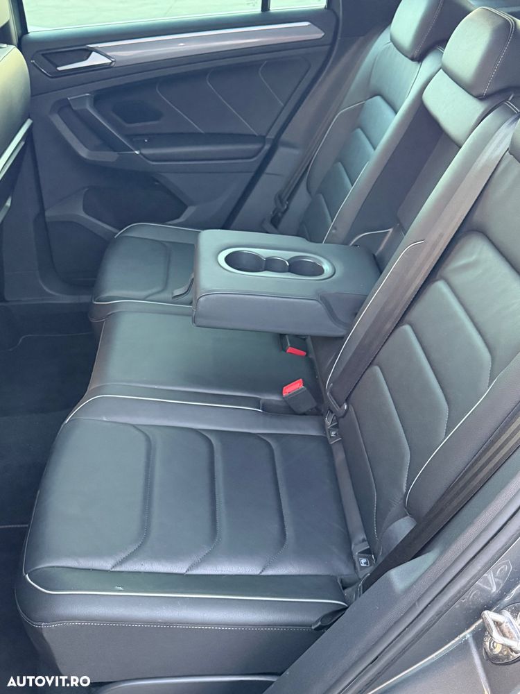 Volkswagen Tiguan - 10
