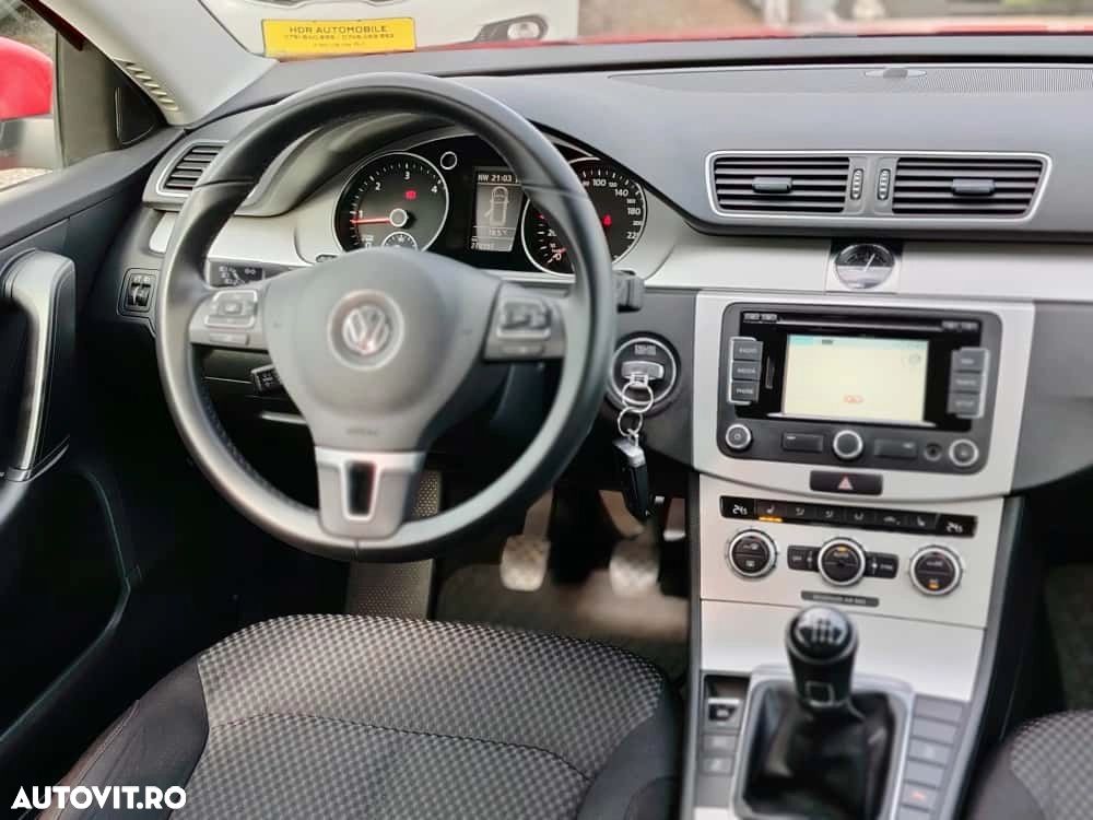 Volkswagen Passat 1.6 TDI BlueMotion Technology Comfortline - 6