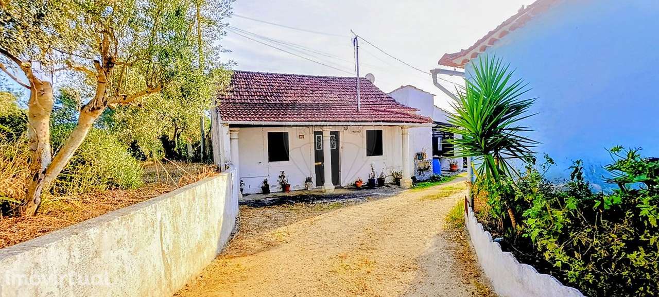 Moradia T2 para venda - Grande imagem: 2/18