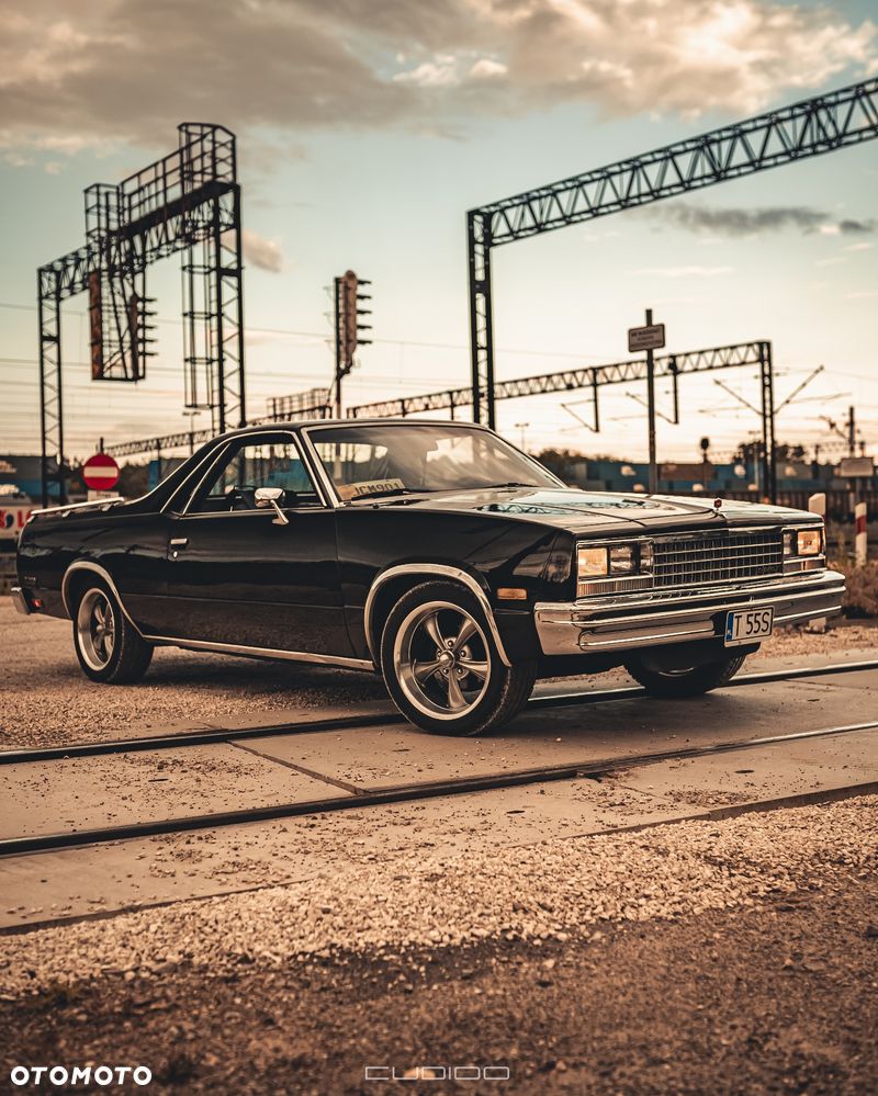Chevrolet El Camino - 23