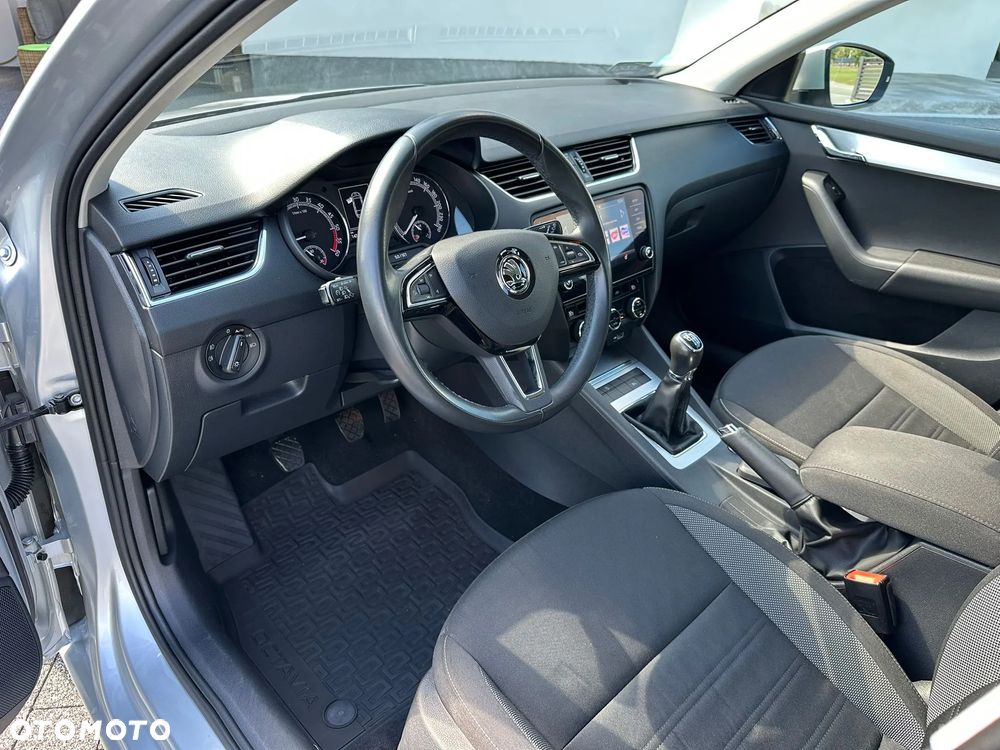 Skoda Octavia 2.0 TDI SCR Ambition - 14