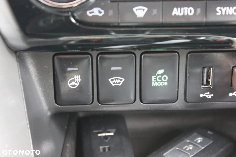 Mitsubishi Eclipse Cross 2.2 DI-D 4WD Spirit+ - 28