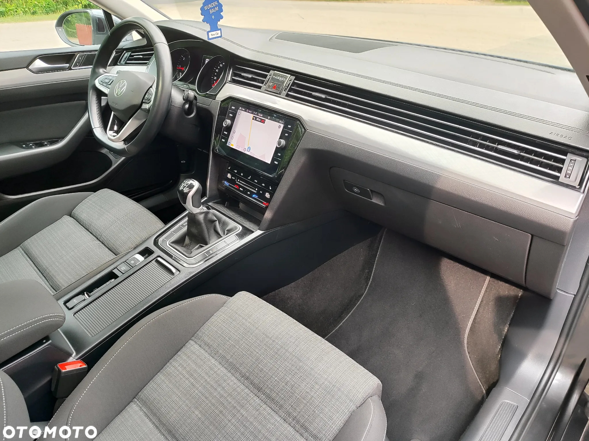 Volkswagen Passat Variant 2.0 TDI (BlueMotion Technology) Comfortline - 13