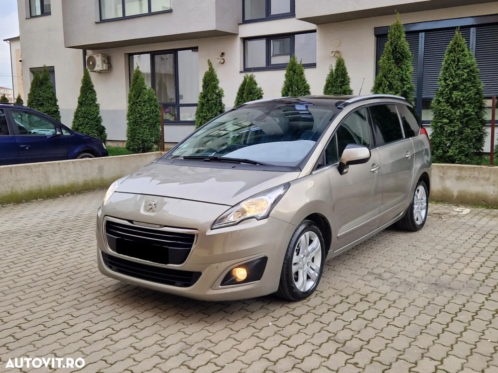 Peugeot 5008 - 2