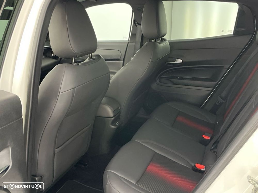 Alfa Romeo Junior 1.2 eDCT6 - 11