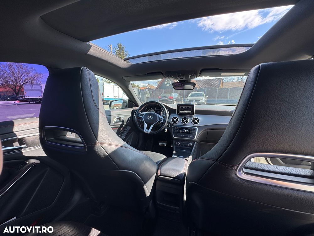Mercedes-Benz CLA 220 - 12