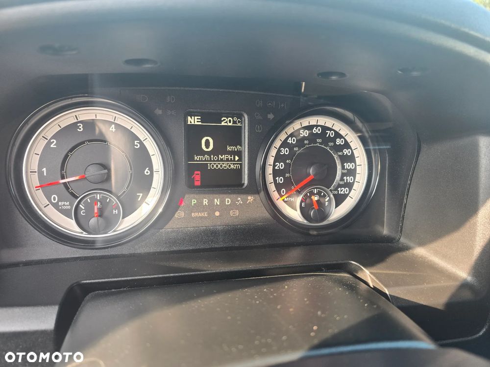 Dodge RAM 1500 5.7 4x4 - 11