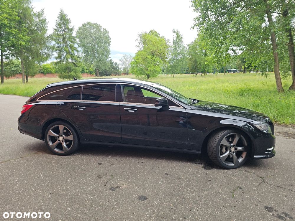 Mercedes-Benz CLS 350 CDI 4-Matic BlueEff - 4