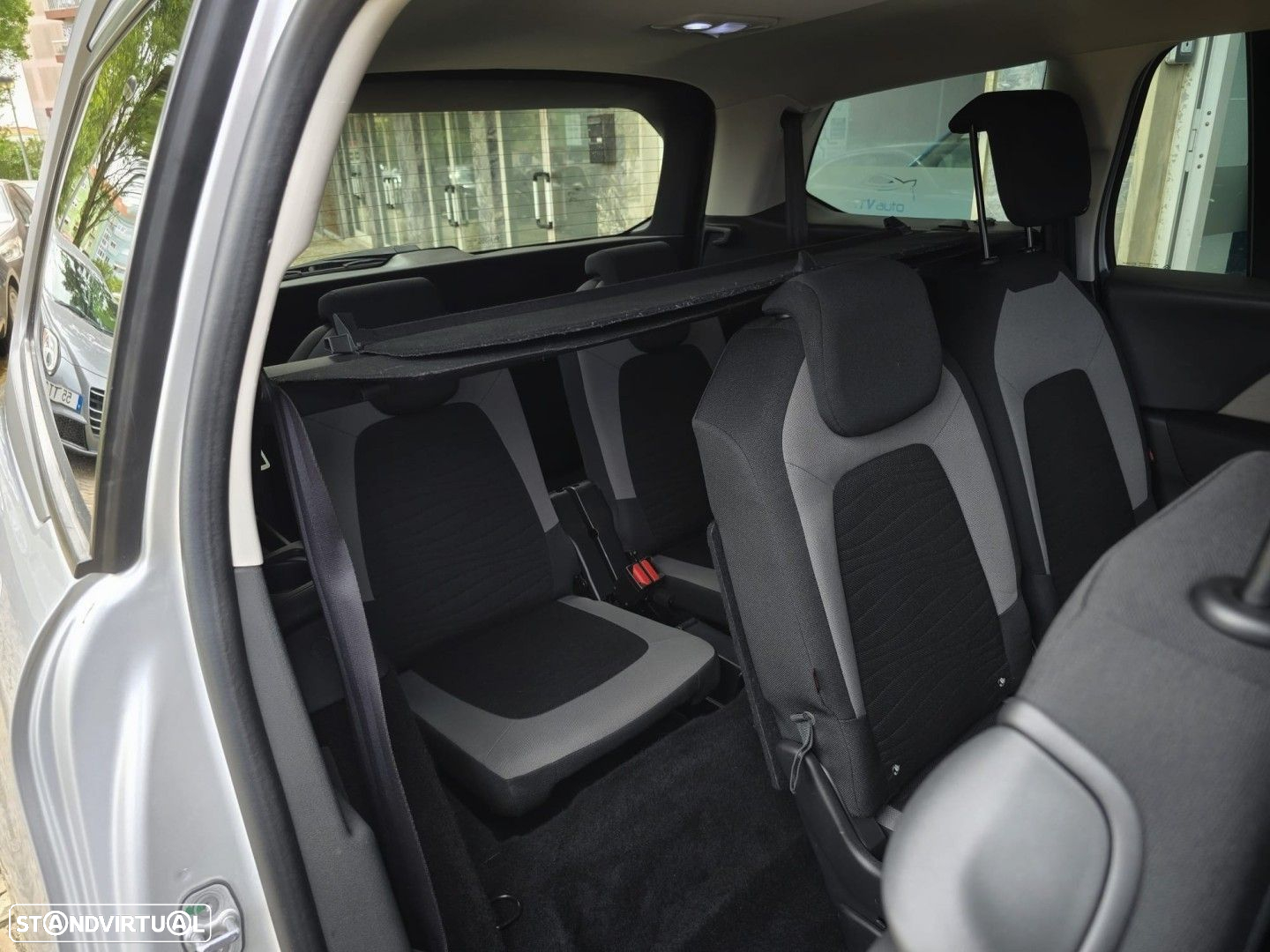 Citroën C4 Grand Picasso 1.6 BlueHDi Feel EAT6 - 8