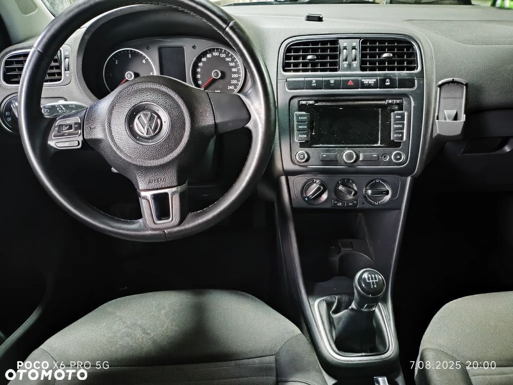 Volkswagen Polo 1.6 TDI Blue Motion Technology Highline - 8