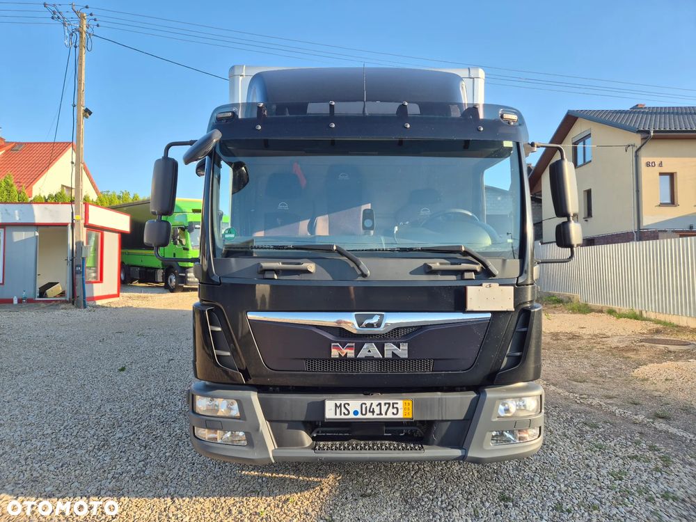 MAN TGL 12.250 3 osobowy oryginał 6.2m 7.3m HAK AUTOMAT KLIMA 12000kg ESP EURO 6 / TOP STAN / okazja nauka jazdy MOŻLIWOŚĆ DOSTOSOWANIA elka - 32