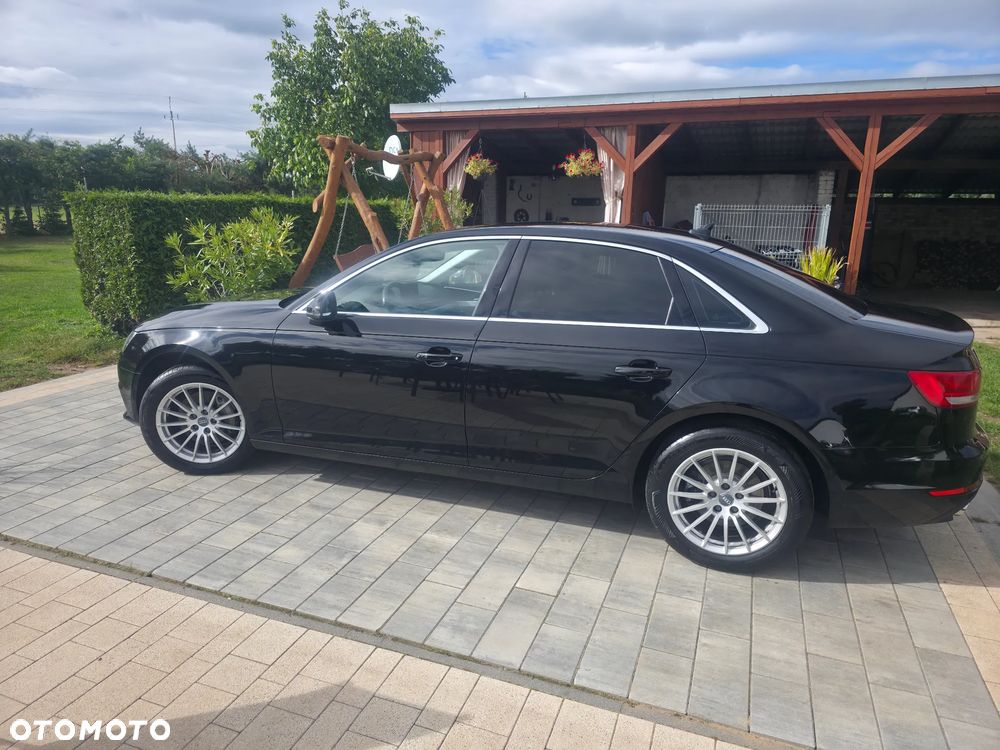 Audi A4 Limousine