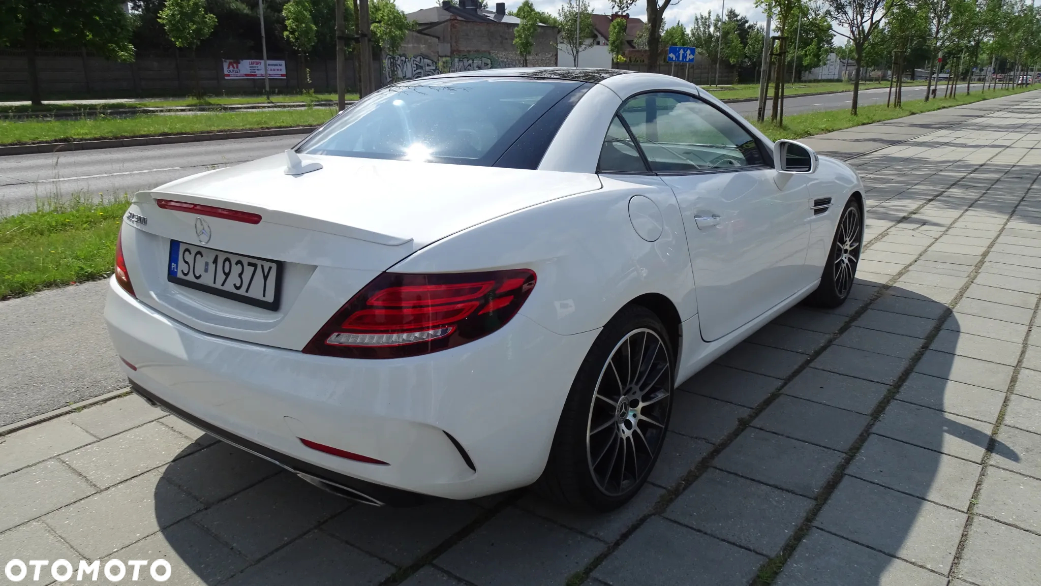 Mercedes-Benz SLC 300 9G-Tronic - 12