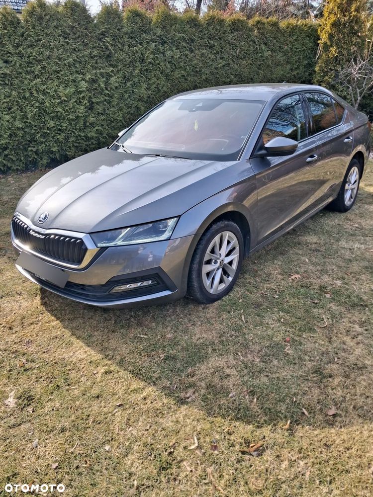 Skoda Octavia 2.0 TDI Ambition DSG - 1