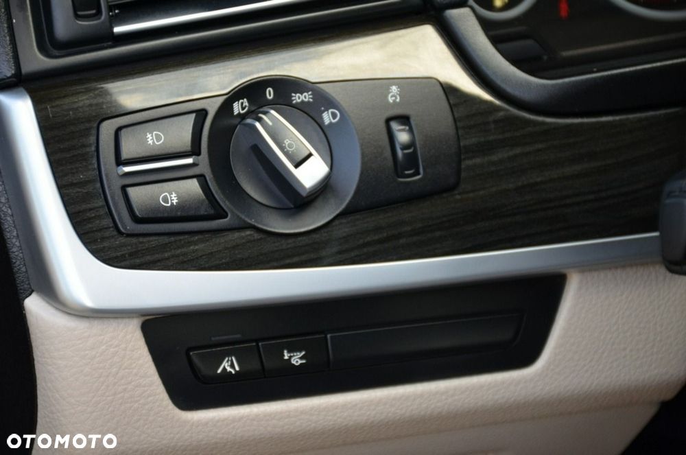 BMW Seria 5 - 23